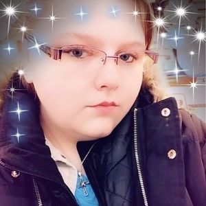 Meet your Posher, Stacy